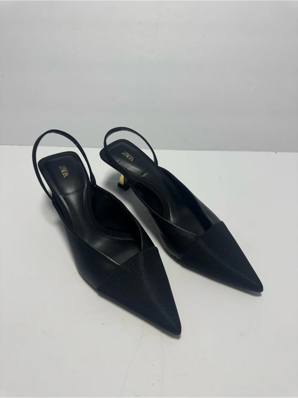 Zara Women's Kitten Heels Size 38 Black with Gold Sexy Holiday Party